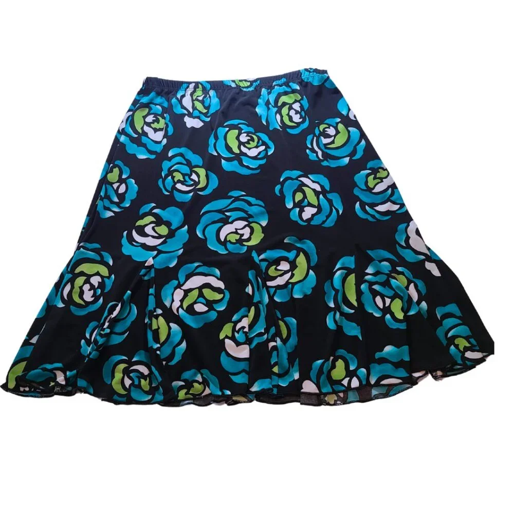 Briggs New York Floral Flare Skirt - Size M - Picture 3 of 8